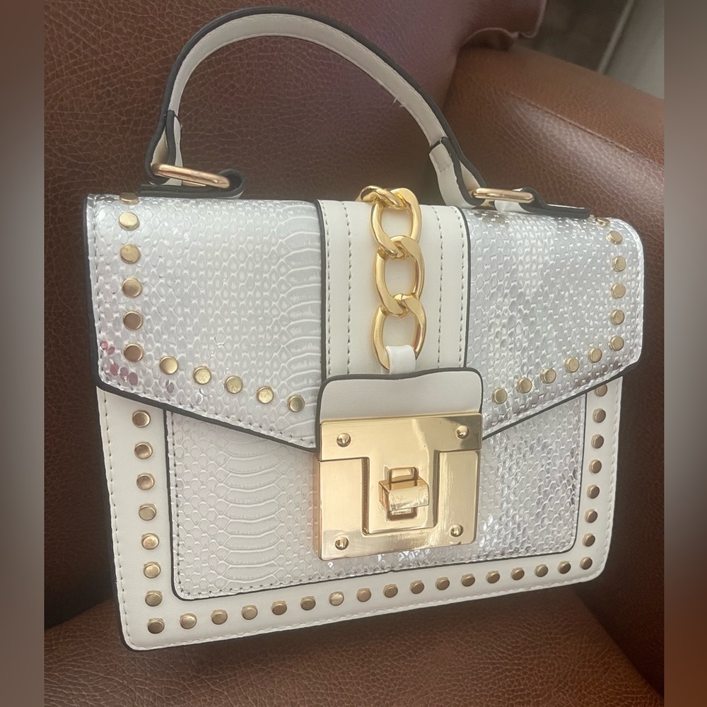 White and sliver purse